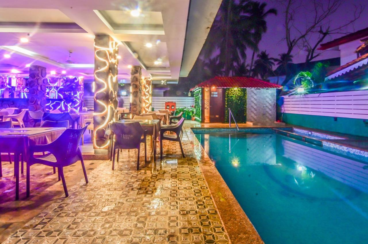 De Falcon Goa Beach Resort Candolim Exteriör bild